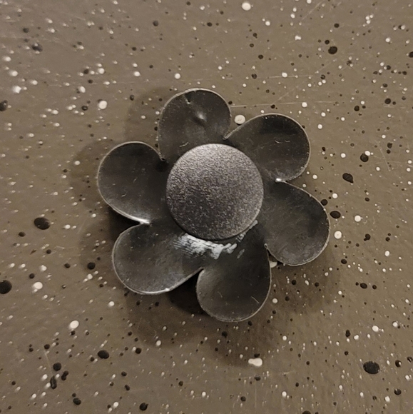 NEW Takashi Murakami Colorful Flower Croc Charm - Picture 2 of 4